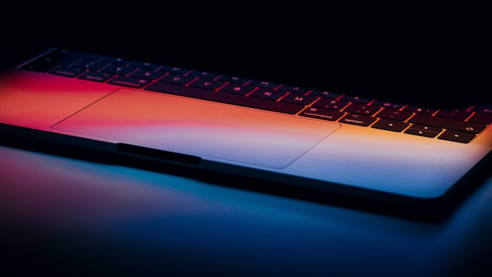 Diena kriptoje: Kaip rasti Bitkoino esmę tavo "Apple" kompiuteryje ir kaip amerikiečiams buvo uždraustas auksas